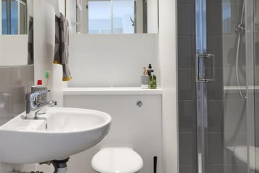 1 bed studio, Hope Street, Georgian Quarter, Liverpool, L19BR - Image 7